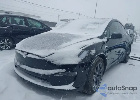 2024 Tesla Model X Long Range из США, поврежденный, VIN 7SAXCBE55RF444675